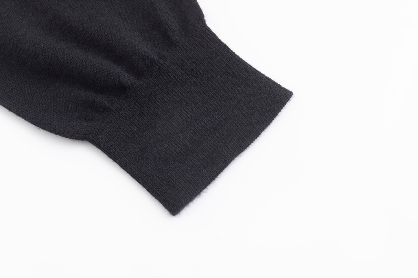 Men’s Fine-Spun Cashmere Crewneck
