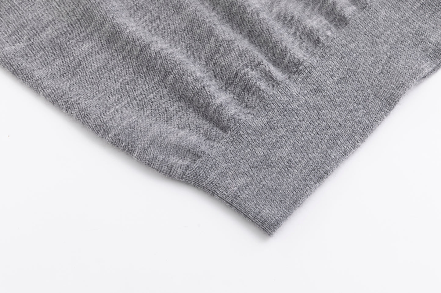 Women’s Fine-Spun Cashmere Sleeveless Mock Neck