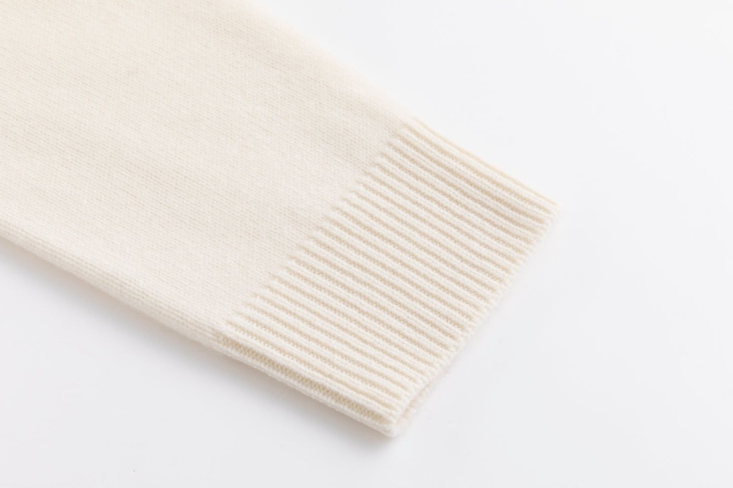 Classic Cashmere Turtleneck