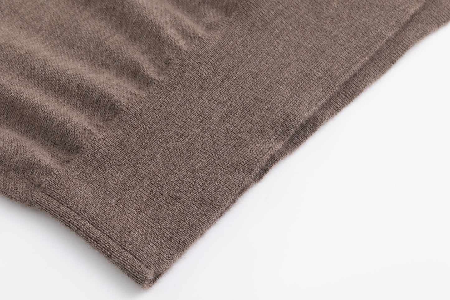 Men’s Fine-Spun Cashmere Crewneck