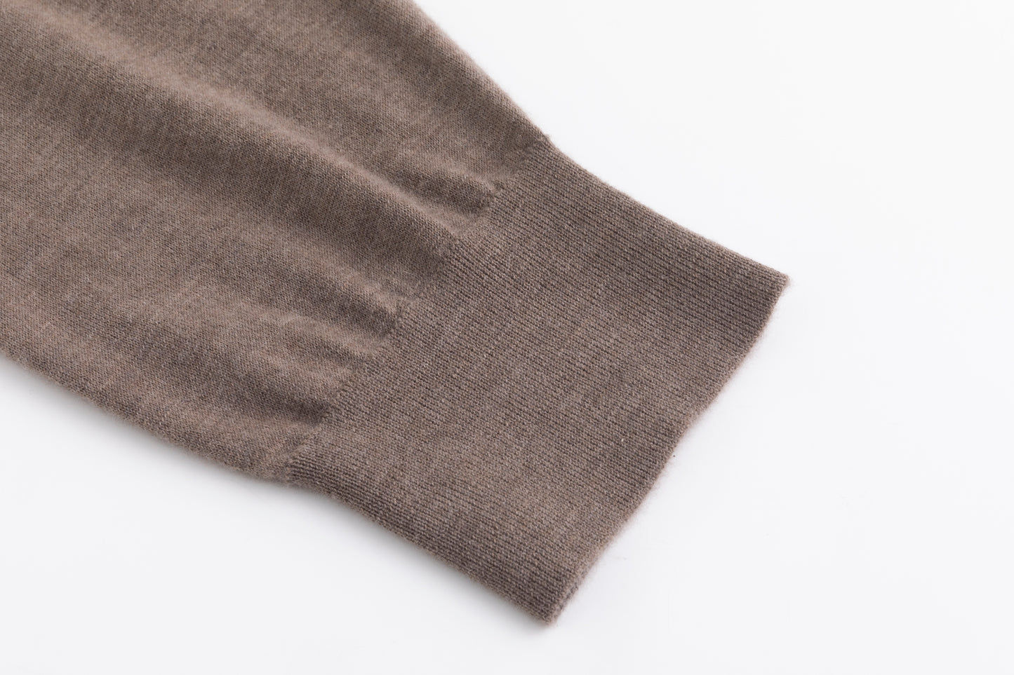 Men’s Fine-Spun Cashmere Crewneck