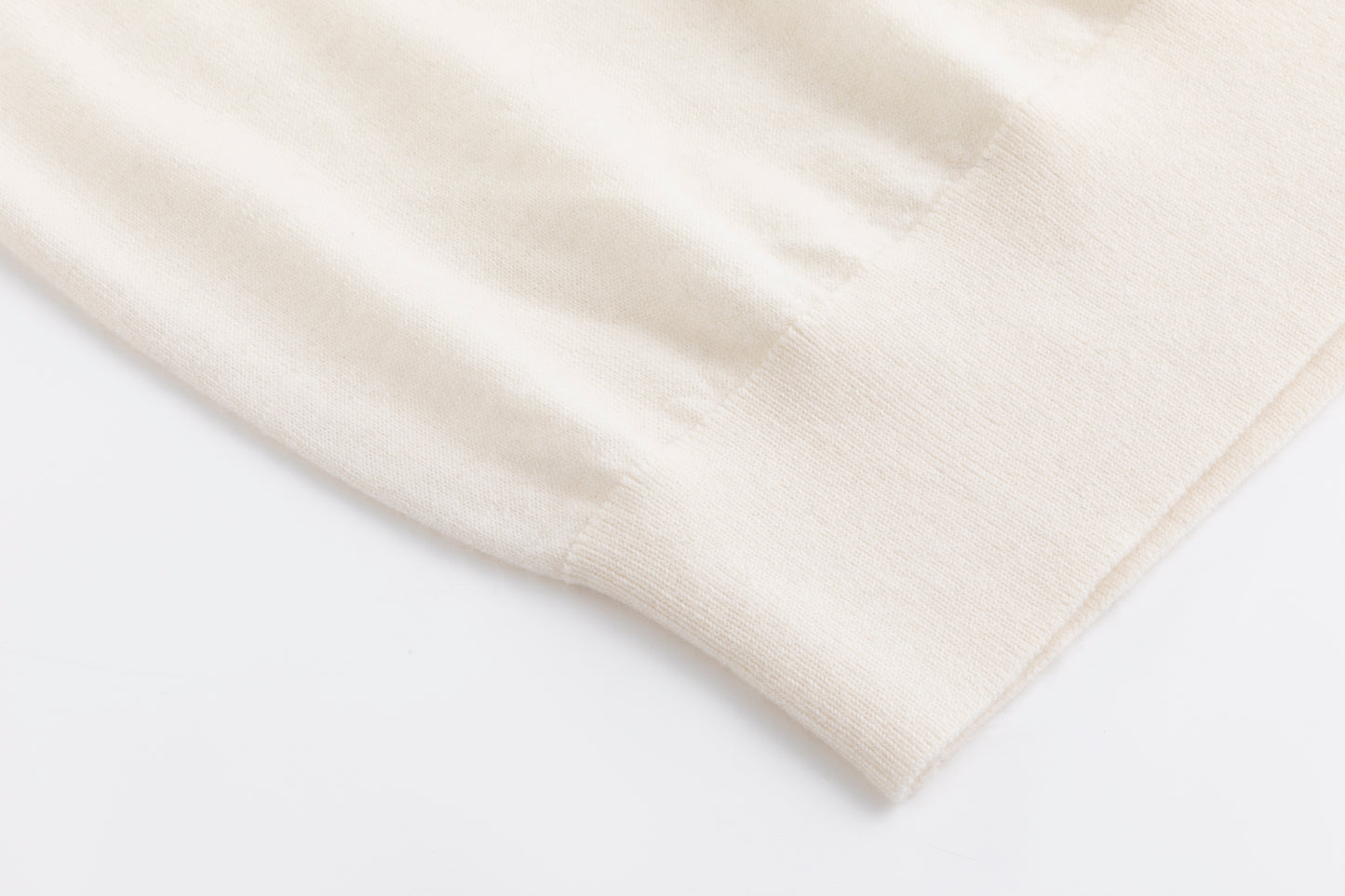 Men’s Fine-Spun Cashmere Crewneck